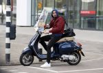 Amsterdam 13 april 2017 
Daniel de Ridder op zijn vespa scooter