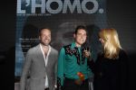 Amsterdam 8 mei 2017
Presentatie L'Homo met Douwe Bob op de cover. Linda de Mol overhandigt het eerste exemplaar.