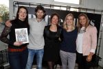 Amsterdam 9 mei 2017 
Presentatie boek Dafne Schippers en haar zus Sanne . Titel van het boek is Dafne Likes. Edith Bos krijgt het eerste exemplaar