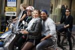 Amsterdam 12 mei 2017  
Edwin Jonker met vriendin op vespa scooter