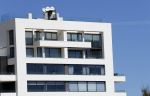 Ibiza 1 mei 2017
Estelle Cruijff heeft haar appartement dat gelegen is onder het appartement van Ruud Gullit te koop gezet.