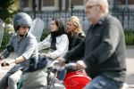 Amsterdam 11 mei 2017
Estelle Cruijff bij een vriendin achter op de vespa scooter