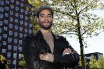 Amsterdam 8 mei 2017
Presentatie L'Homo met Douwe Bob op de cover. Linda de Mol overhandigt het eerste exemplaar. Freek Bartels
