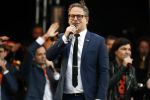 Tilburg 27 april 2017
Koningsdag in tilburg. Aanwezige leden van de koninklijke familie zijn, Koning Willem Alexander Koningin Maxima Prinses Amalia Ariane Alexia, Prins Constantijn prinses Laurentien Prins Maurits Prinses Marilene Prins Bernhard jr Prinses Annette Prins Floris Prinses Aimee Prins Pieter Christiaan en Prinses Anita. Guus Meeuwis en Gers Pardoel zingen ze toe.