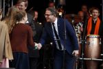 Tilburg 27 april 2017
Koningsdag in tilburg. Aanwezige leden van de koninklijke familie zijn, Koning Willem Alexander Koningin Maxima Prinses Amalia Ariane Alexia, Prins Constantijn prinses Laurentien Prins Maurits Prinses Marilene Prins Bernhard jr Prinses Annette Prins Floris Prinses Aimee Prins Pieter Christiaan en Prinses Anita. Guus Meeuwis en Gers Pardoel zingen ze toe.