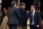 Tilburg 27 april 2017
Koningsdag in tilburg. Aanwezige leden van de koninklijke familie zijn, Koning Willem Alexander Koningin Maxima Prinses Amalia Ariane Alexia, Prins Constantijn prinses Laurentien Prins Maurits Prinses Marilene Prins Bernhard jr Prinses Annette Prins Floris Prinses Aimee Prins Pieter Christiaan en Prinses Anita. Guus Meeuwis en Gers Pardoel zingen ze toe.