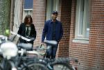 Amsterdam 12 april 2017
Humberto Tan met zijn vrouw Ineke op straat in amsterdam zuid