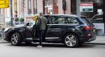 Amsterdam 23 april 2017
Humberto Tan en zijn vrouw Ineke op de cornelis schuytstraat en bij hun huis aan de amstel