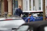 Amsterdam Uitdam 23 april 2017
Thijs Romer en zijn vriendin Igone de Jongh ( en haar zoontje) gaan naar het huis van Katja Schuurman om de verjaardag van Semmie te vieren