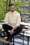 Amsterdam 13 april 2017 
Castpresentatie Huisvrouwen Bestaan Niet in vondel CS in het vondelpark. Jim bakkum