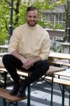 Amsterdam 13 april 2017 
Castpresentatie Huisvrouwen Bestaan Niet in vondel CS in het vondelpark. Jim bakkum