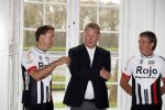 Nijkerk 14 april 2017
Presentatie sterren wielrennersteam  van jeroen Mantel. Johan v d Velde en Eric Breukink