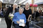 Lelystad 7 april 2017 
Uitreiking boek Christa Krommenhoek ( dochter Koos Alberts). Koos en Joke krijgen het eerste boek van haar.