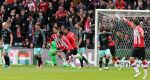 Eindhoven,23 April 2017 PSV-AJAX Seizoen 2016/2017, eindstand 1-0
Blijdschap bij Jurgen Locadia na een mooie vrije trap waardoor de stand op 1-0 komt