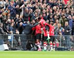 Eindhoven,23 April 2017 PSV-AJAX Seizoen 2016/2017, eindstand 1-0
Blijdschap bij Jurgen Locadia na een mooie vrije trap waardoor de stand op 1-0 komt
