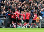 Eindhoven,23 April 2017 PSV-AJAX Seizoen 2016/2017, eindstand 1-0
Blijdschap bij Jurgen Locadia na een mooie vrije trap waardoor de stand op 1-0 komt