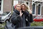 Amsterdam 3 april 2017 
Karin Dijksman met haar moeder op straat