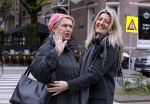 Amsterdam 3 april 2017 
Karin Dijksman met haar moeder op straat