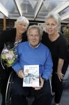 Lelystad 7 april 2017 
Uitreiking boek Christa Krommenhoek ( dochter Koos Alberts). Koos en Joke krijgen het eerste boek van haar.