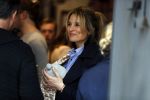 Amsterdam 12 mei 2017
Lieke v Lexmond met baby in draagzak en haar zus Jetteke v Lexmond op de pc hooftstraat