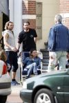 Amsterdam 31 maart 2017 
Manuel Broekman met zijn vriendin Adriana Mosk op straat in Amsterdam