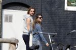 Amsterdam 31 maart 2017 
Manuel Broekman met zijn vriendin Adriana Mosk op straat in Amsterdam
