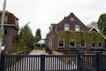 Ouderkerk aan de amstel 10 mei 2017
Heeft Sylvana Simons de boerderij naast de boerderij van Nicolette Kluiver gekocht? (huis)