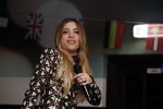 Fijnaart 21 april 2017
O'g3ne en Frans bauer geven feestje in Fijnaart voor de kinderen van de basisschool de springplank waar ze op gezeten hebben. Mariska Frans Jr Christiaan Lucas en Jan alsmede de vader en moeder van de meiden van O'g3ne zijn ook aanwezig.