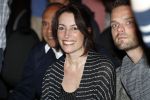 Fijnaart 21 april 2017
O'g3ne en Frans bauer geven feestje in Fijnaart voor de kinderen van de basisschool de springplank waar ze op gezeten hebben. Mariska Frans Jr Christiaan Lucas en Jan alsmede de vader en moeder van de meiden van O'g3ne zijn ook aanwezig.