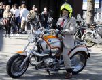 Amsterdam 8 mei 2017 
Oscar hammerstein op zijn BMW motor