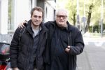 Amsterdam 13 april 2017 
Presentatie boek Dick Maas in de smet studios. Tatjana en Huub Stapel ontvangen het eerste exemplaar. Paul Ruven met zoon
