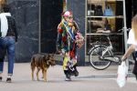 Amsterdam 4 april 2017  
Petra Heyboer met hond op de pc hooftstraat