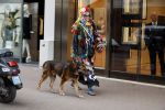 Amsterdam 4 april 2017  
Petra Heyboer met hond op de pc hooftstraat