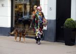 Amsterdam 4 april 2017  
Petra Heyboer met hond op de pc hooftstraat