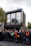 Tilburg 27 april 2017
Koningsdag in tilburg. Aanwezige leden van de koninklijke familie zijn, Koning Willem Alexander Koningin Maxima Prinses Amalia Ariane Alexia, Prins Constantijn prinses Laurentien Prins Maurits Prinses Marilene Prins Bernhard jr Prinses Annette Prins Floris Prinses Aimee Prins Pieter Christiaan en Prinses Anita. Guus Meeuwis en Gers Pardoel zingen ze toe.