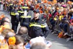 Tilburg 27 april 2017
Koningsdag in tilburg. Aanwezige leden van de koninklijke familie zijn, Koning Willem Alexander Koningin Maxima Prinses Amalia Ariane Alexia, Prins Constantijn prinses Laurentien Prins Maurits Prinses Marilene Prins Bernhard jr Prinses Annette Prins Floris Prinses Aimee Prins Pieter Christiaan en Prinses Anita. Guus Meeuwis en Gers Pardoel zingen ze toe.