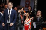 Tilburg 27 april 2017
Koningsdag in tilburg. Aanwezige leden van de koninklijke familie zijn, Koning Willem Alexander Koningin Maxima Prinses Amalia Ariane Alexia, Prins Constantijn prinses Laurentien Prins Maurits Prinses Marilene Prins Bernhard jr Prinses Annette Prins Floris Prinses Aimee Prins Pieter Christiaan en Prinses Anita. Guus Meeuwis en Gers Pardoel zingen ze toe. Roy Donders
