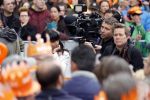 Tilburg 27 april 2017
Koningsdag in tilburg. Aanwezige leden van de koninklijke familie zijn, Koning Willem Alexander Koningin Maxima Prinses Amalia Ariane Alexia, Prins Constantijn prinses Laurentien Prins Maurits Prinses Marilene Prins Bernhard jr Prinses Annette Prins Floris Prinses Aimee Prins Pieter Christiaan en Prinses Anita. Guus Meeuwis en Gers Pardoel zingen ze toe. Sandra Schuurhof met cameraman