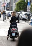Amsterdam 12 mei 2017  
Stephanie Tency op vespa scooter