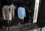 Amsterdam 12 mei 2017
Presentatie kledinglijn Sunnery James bij Four Azzuro op de pc Hooftstraat. Tony Cohen heeft samen met Sunnery collectie gemaakt.