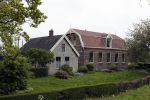 Amsterdam 7 mei 2017
Dit pand / huis hebbenSven Kramer en Naomi v As gekocht. de boerderij ligt aan de amstel
