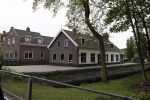 Ouderkerk aan de amstel 10 mei 2017
Heeft Sylvana Simons de boerderij naast de boerderij van Nicolette Kluiver gekocht? (huis)