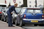 Amsterdam Uitdam 23 april 2017
Thijs Romer en zijn vriendin Igone de Jongh ( en haar zoontje) gaan naar het huis van Katja Schuurman om de verjaardag van Semmie te vieren