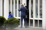 Amsterdam Uitdam 23 april 2017
Thijs Romer en zijn vriendin Igone de Jongh ( en haar zoontje) gaan naar het huis van Katja Schuurman om de verjaardag van Semmie te vieren