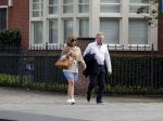 Amsterdam 13 mei 2017  
Tom Egbers en Janke Dekker wandelend en op terras in Amsterdam zuid.