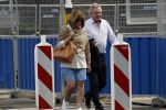 Amsterdam 13 mei 2017  
Tom Egbers en Janke Dekker wandelend en op terras in Amsterdam zuid.