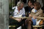 Amsterdam 13 mei 2017  
Tom Egbers en Janke Dekker wandelend en op terras in Amsterdam zuid.