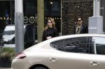 Amsterdam 19 april 2017
Waylon op bezoek bij Joelle Witschge met zijn gouden porsche panamera