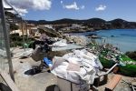 ibiza Cala tarida 1 mei 2017
Wesley Sneijder gaat een club / restaurant openen op het strand van Cala Tarida. Er wordt momenteel verbouwd. Het is hemelsbreed ongeveer 500 meter bij zijn huis / villa vandaan.