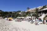 ibiza Cala tarida 1 mei 2017
Wesley Sneijder gaat een club / restaurant openen op het strand van Cala Tarida. Er wordt momenteel verbouwd. Het is hemelsbreed ongeveer 500 meter bij zijn huis / villa vandaan.